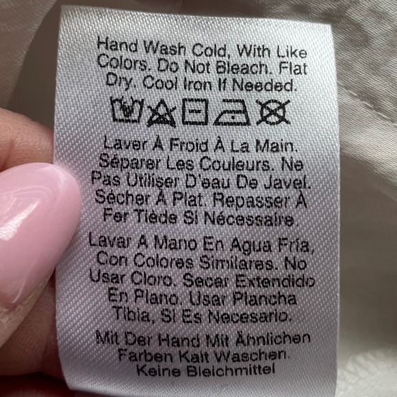 NWOT 🦋 DKNY V-Neck sweater w/side ties | Large - Picture 9 of 12